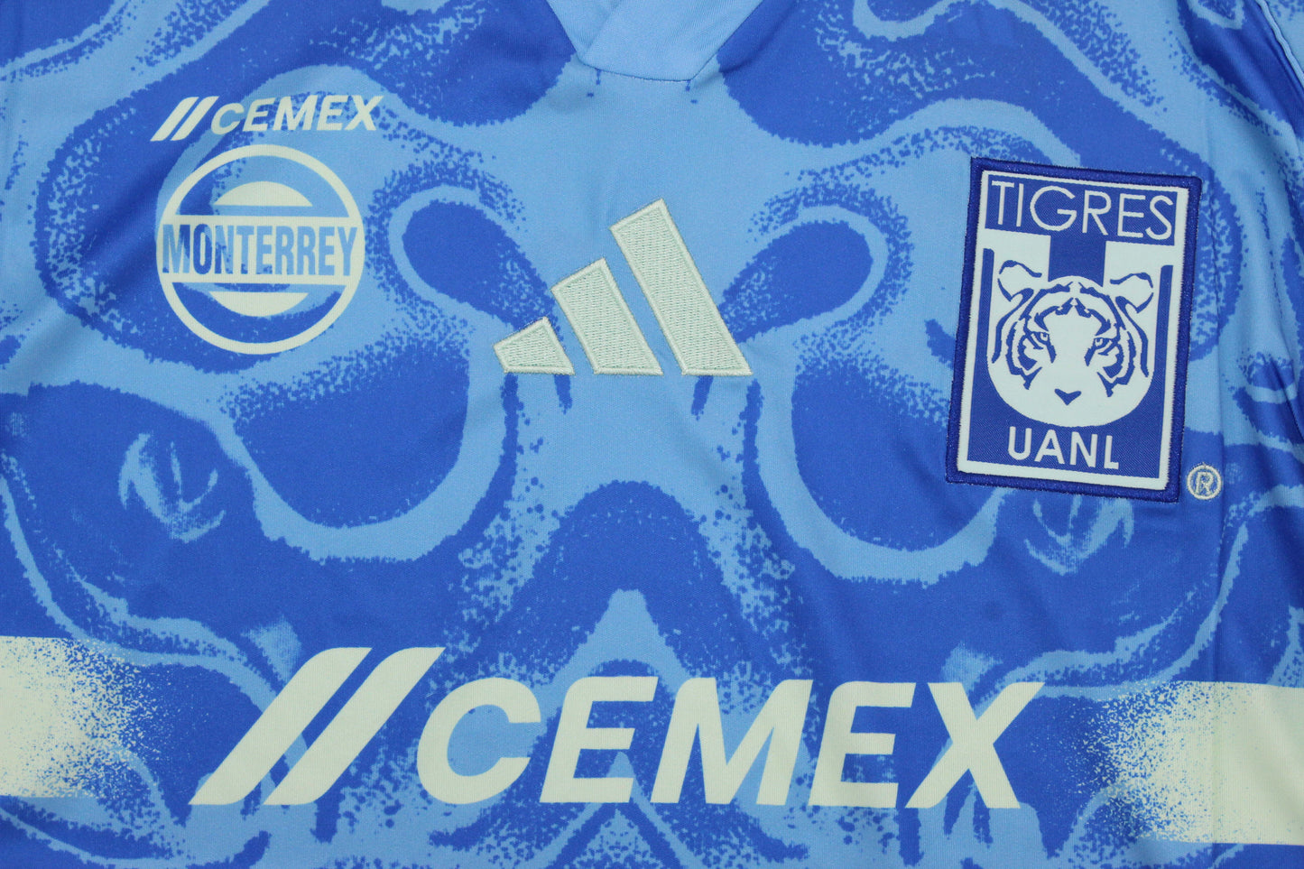 Tigres Visita - 25/26