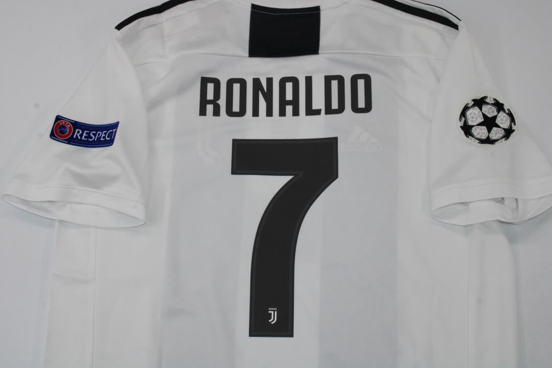 Juventus Local - 18/19