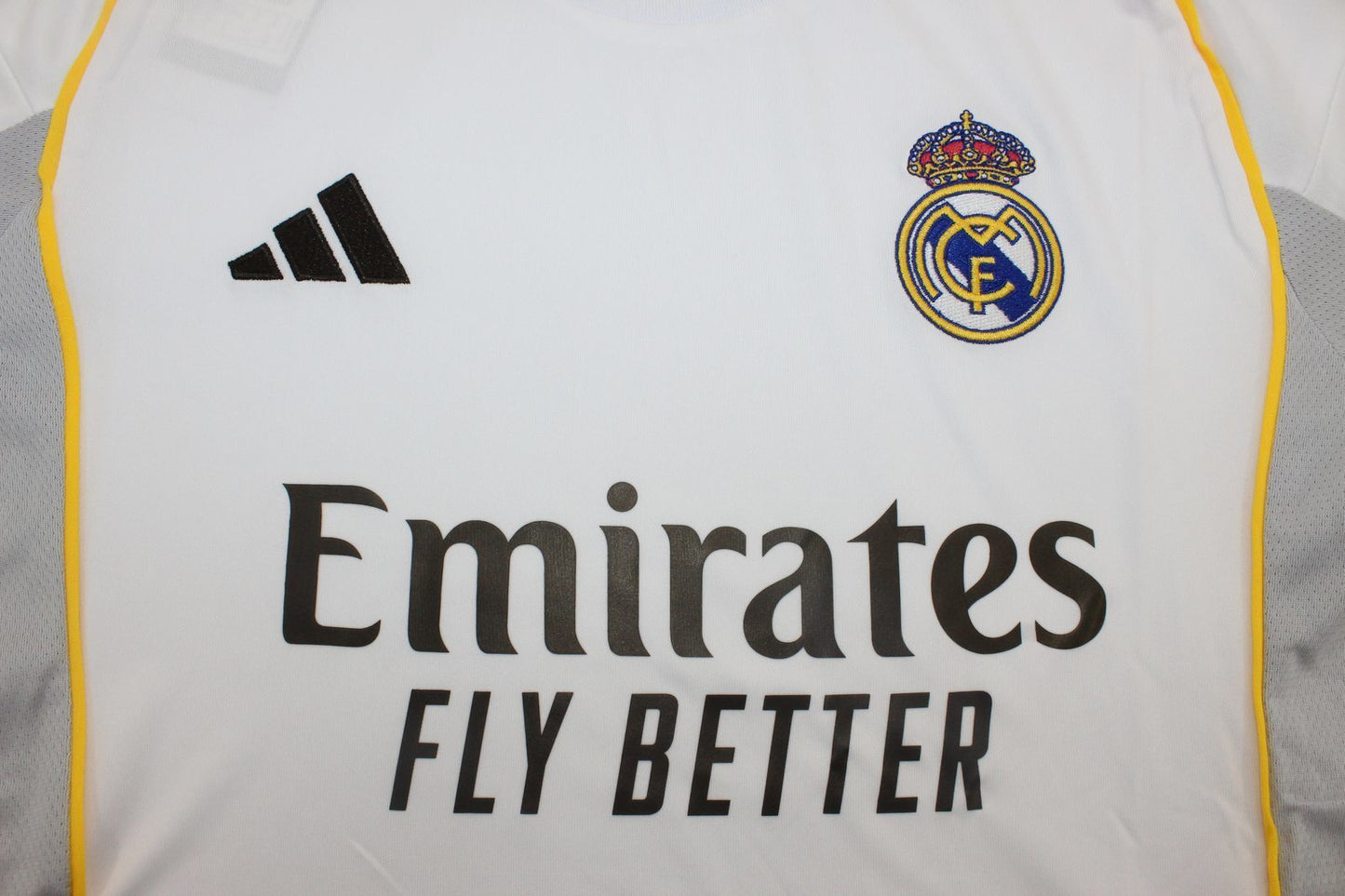 Real Madrid Local Dama - 25/26