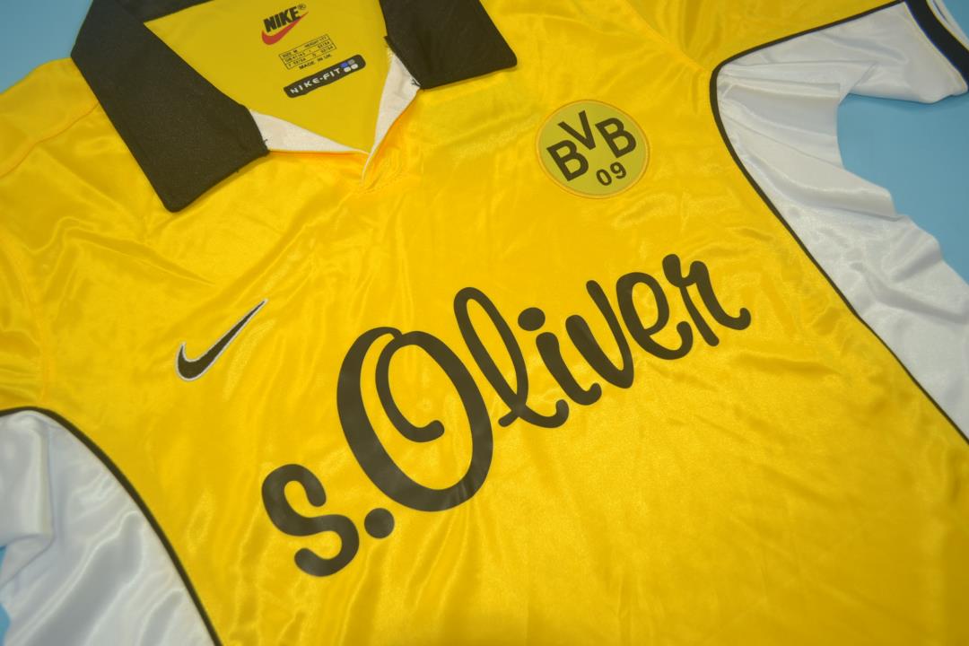Borussia Dortmund Local - 98/99