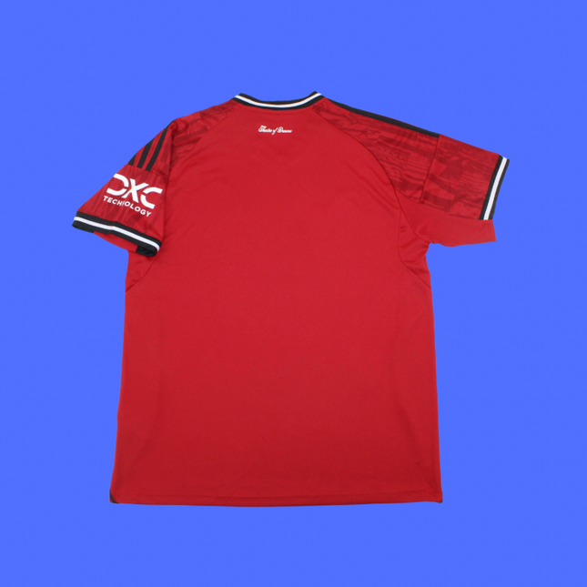 Manchester United Local - 25/26