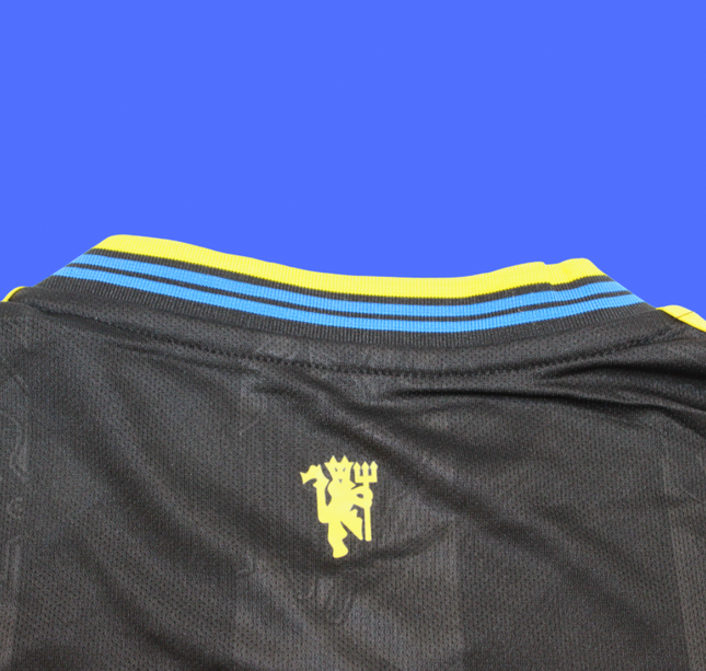 Manchester United 3er Kit - 25/26