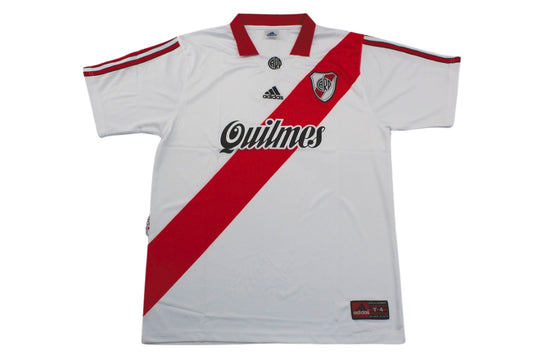 River Plate™ 98/99 Local