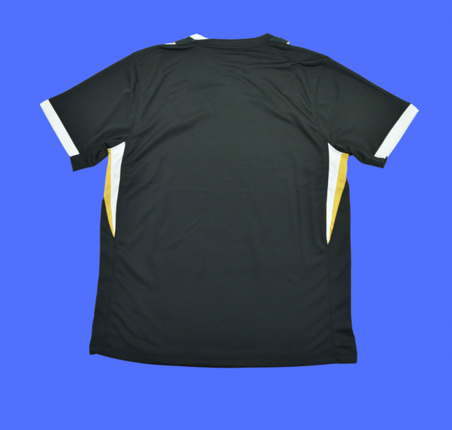 Atletico Mineiro Local - 26/27