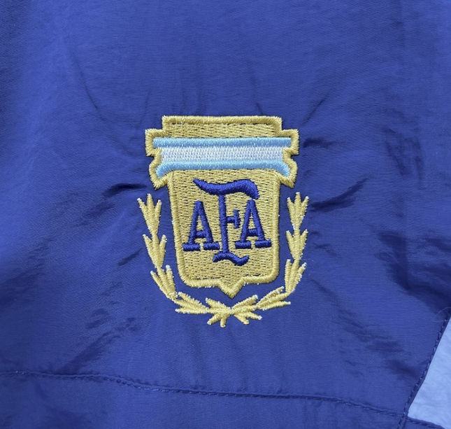 Argentina Chamarra Retro - 25/26