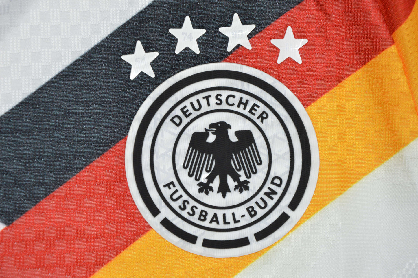 Alemania Local Mundial - 25/26