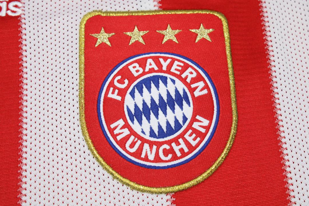 Bayern Múnich Local - 10/11
