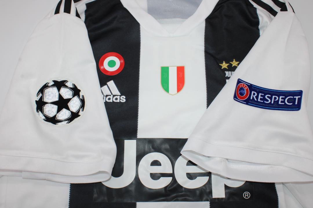 Juventus Local - 18/19
