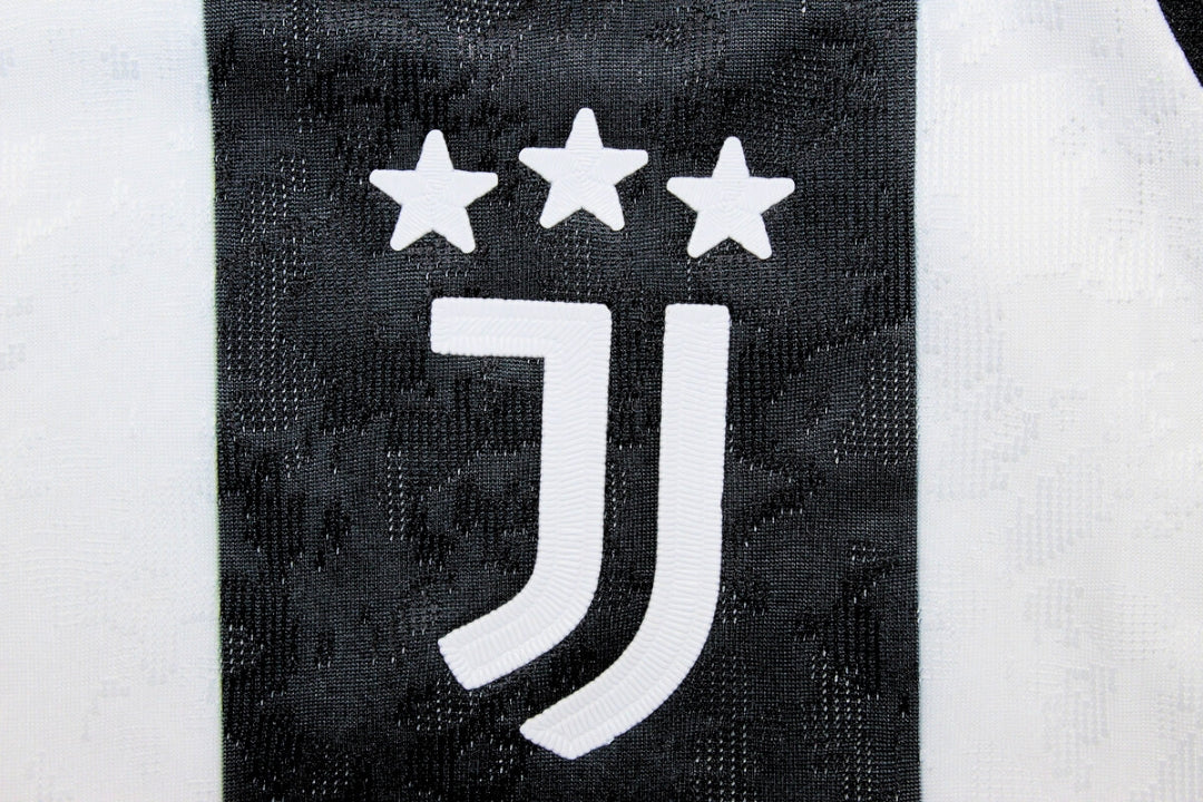 Juventus™ 24/25 Local