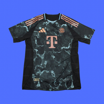 Bayern Múnich Visita - 24/25