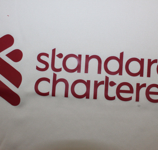 Liverpool Visita - 25/26