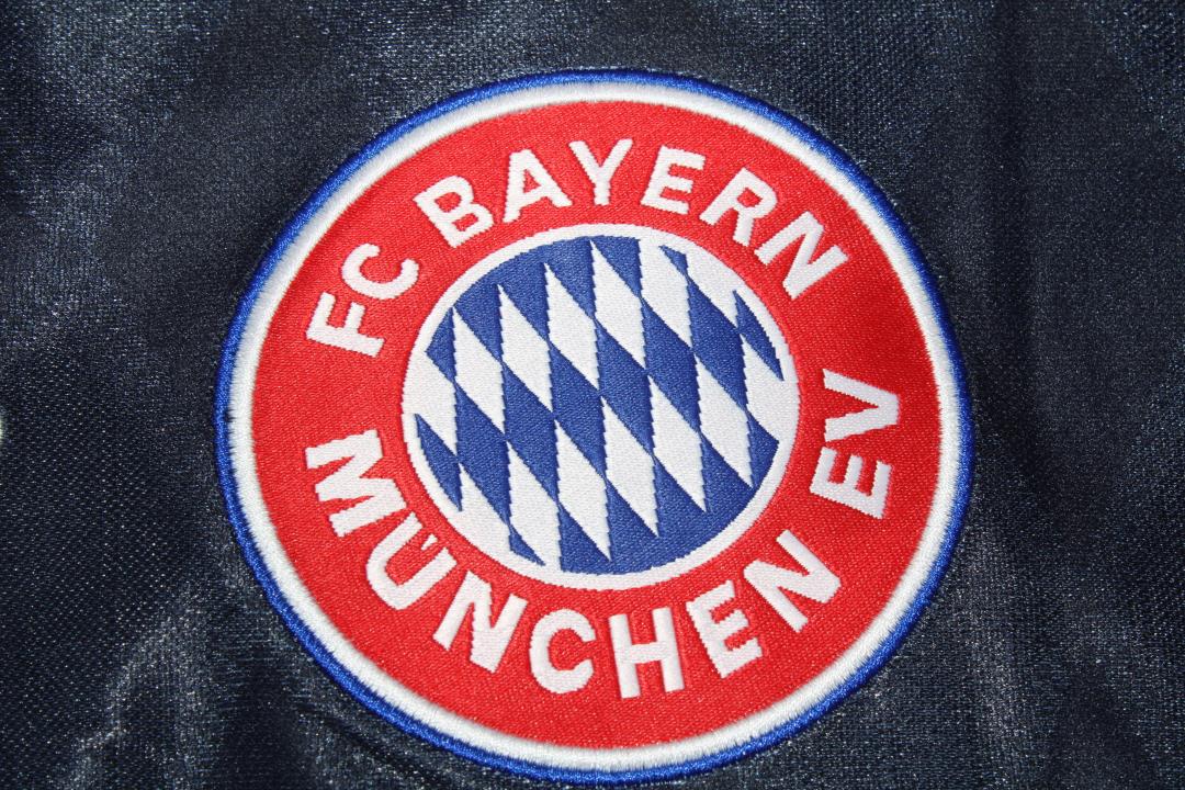 Bayern Múnich Local - 97/98