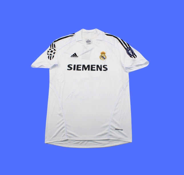 Real Madrid Local - 05/06