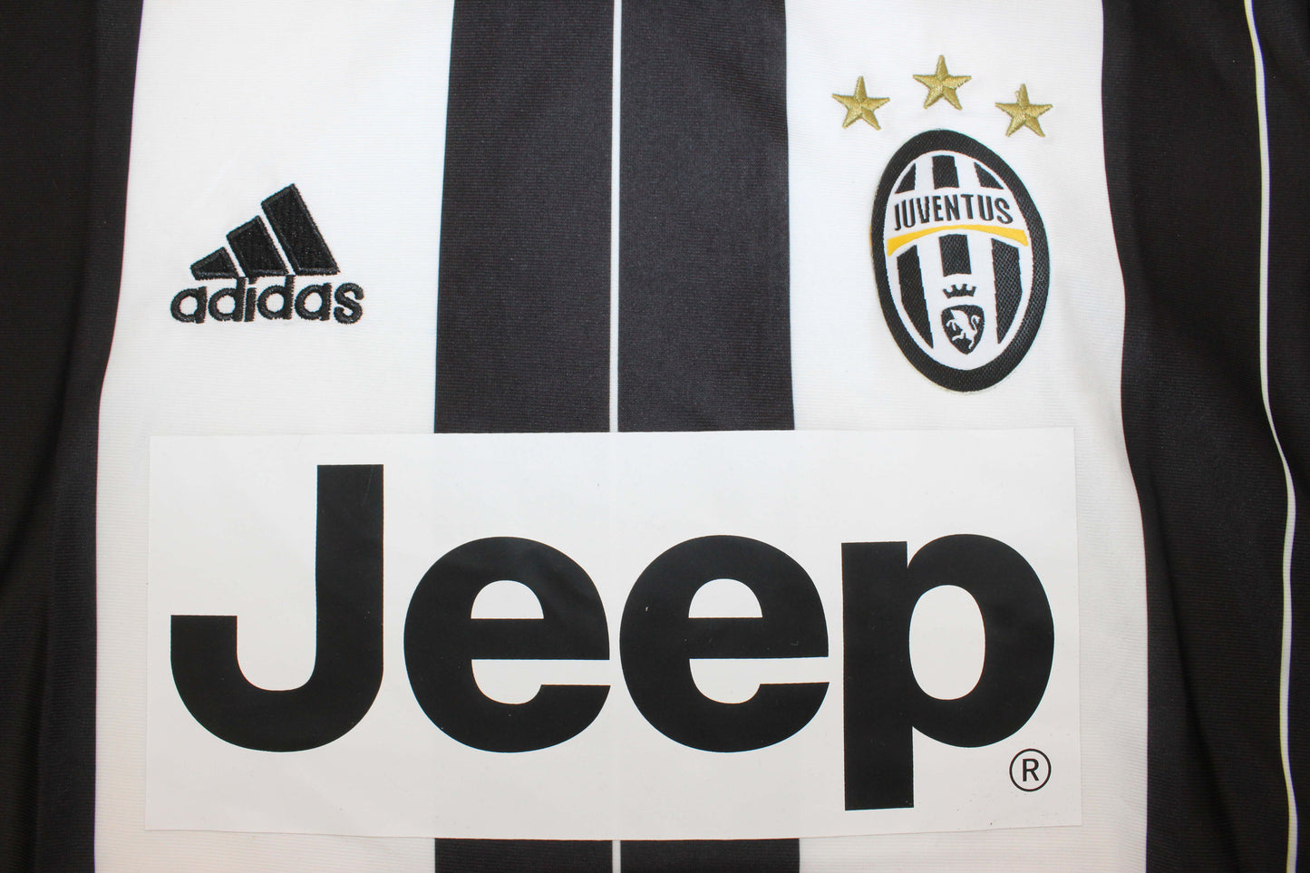 Juventus Local - 16/17