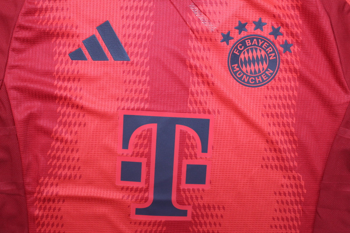Bayern Múnich Local - 24/25