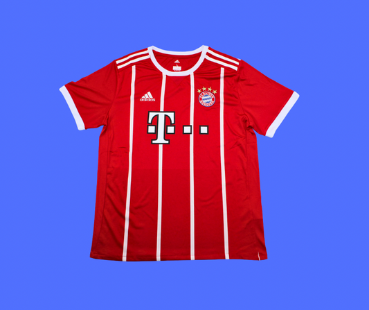Bayern Múnich Local - 17/18