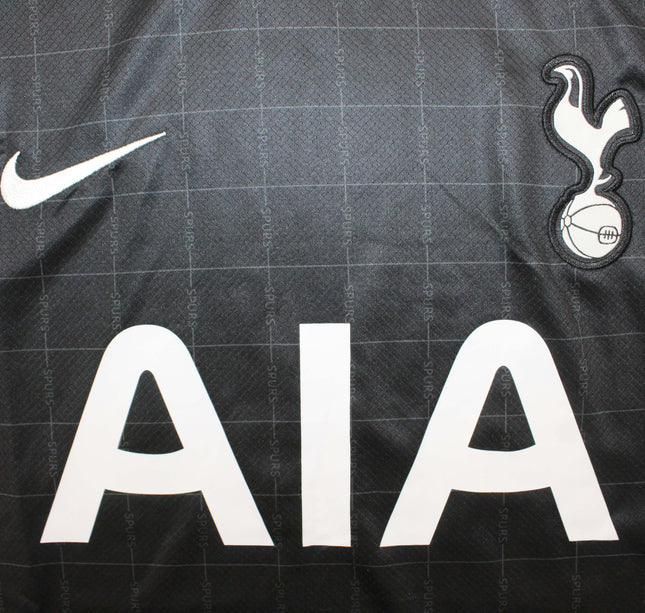 Tottenham Visita - 25/26