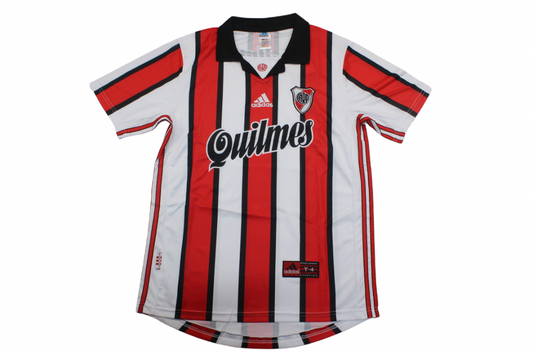 River Plate ™ 99-00 Local