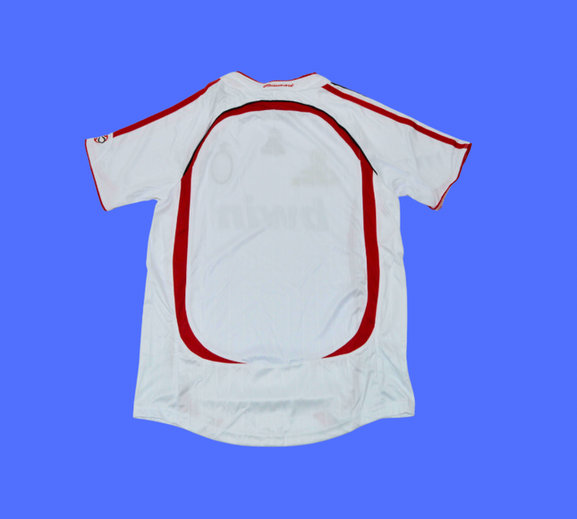 Milan Visita - 06/07 Niño