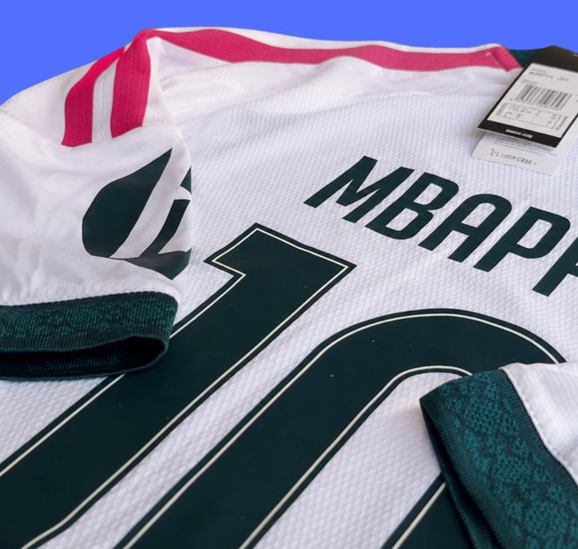 Real Madrid Local Player - 26/27 EXPRESS