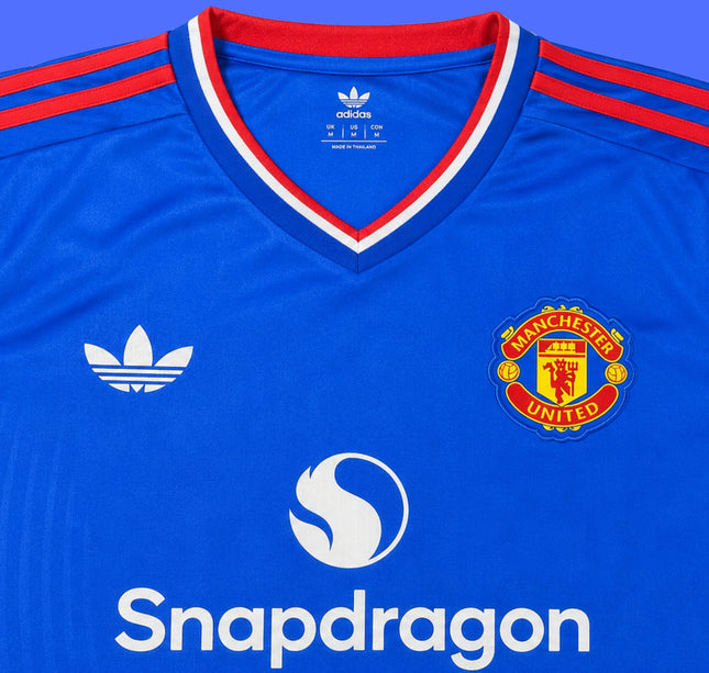 Manchester United Visita - 26/27